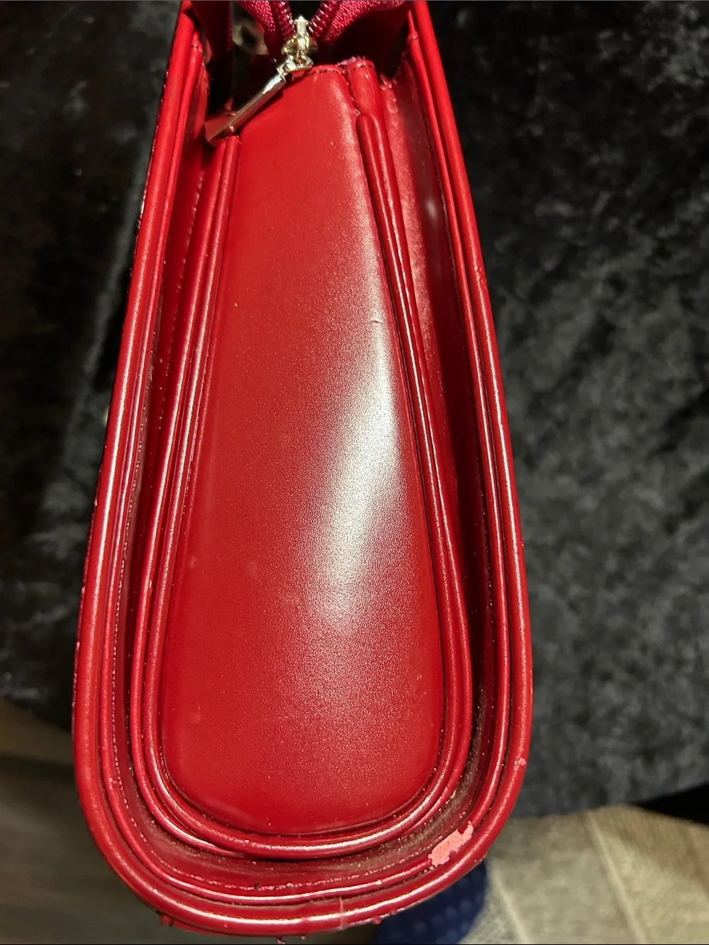 Red Croc-Effect Patent Shoulder Bag with Metallic Clasp